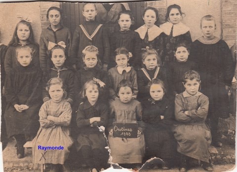 Ecole Outines 1923